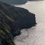 Grand View - Megalochori Santorini Apartahotel 4*