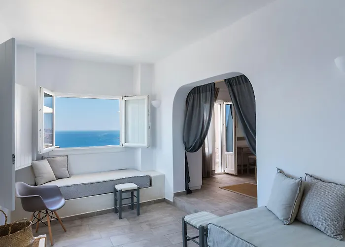 Grand View - Megalochori Santorini Aparthotel
