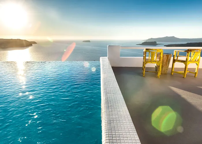 Grand View - Megalochori Santorini Aparthotel 4*