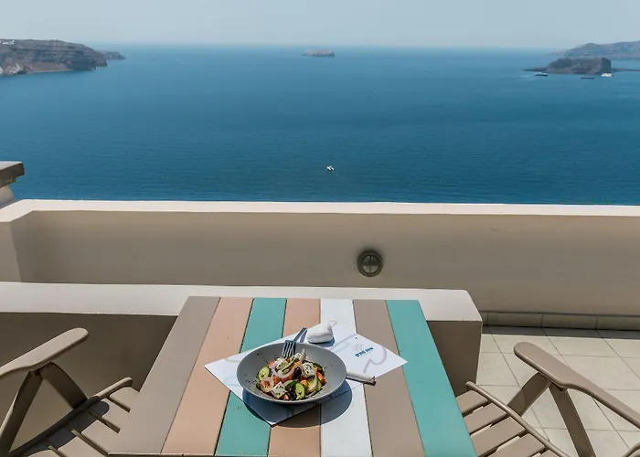 Grand View - Megalochori Santorini Aparthotel 4*
