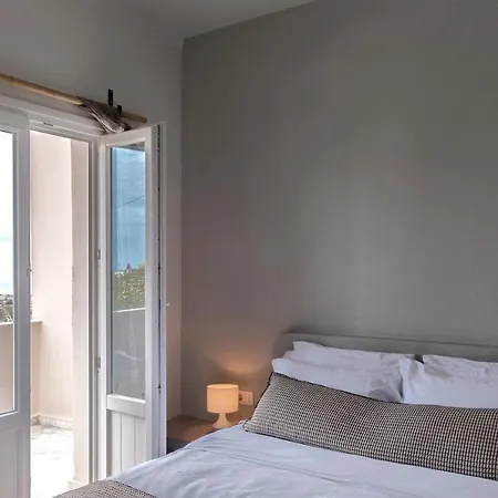 Aparthotel Grand View - Megalochori Santorini 3*