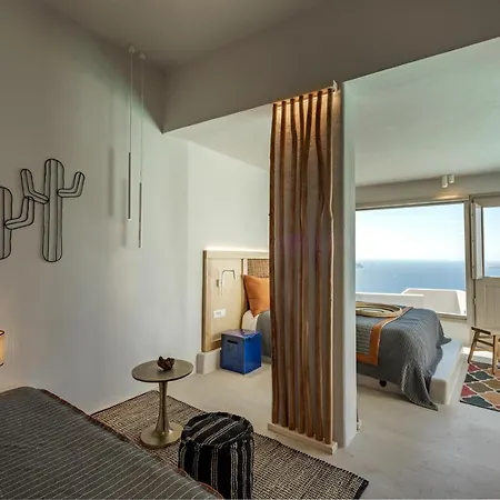 Grand View - Megalochori Santorini Aparthotel