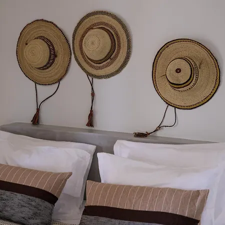 Grand View - Megalochori Santorini 3*