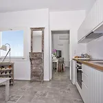 מלון דירות Grand View - Megalochori Santorini מגלוחורי
