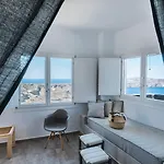 מלון דירות Grand View - Megalochori Santorini 4*