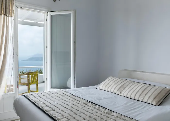 Grand View - Megalochori Santorini Aparthotel